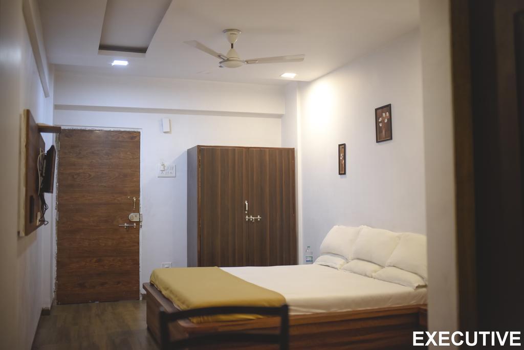 White House Beach Resort Nagaon  Dış mekan fotoğraf