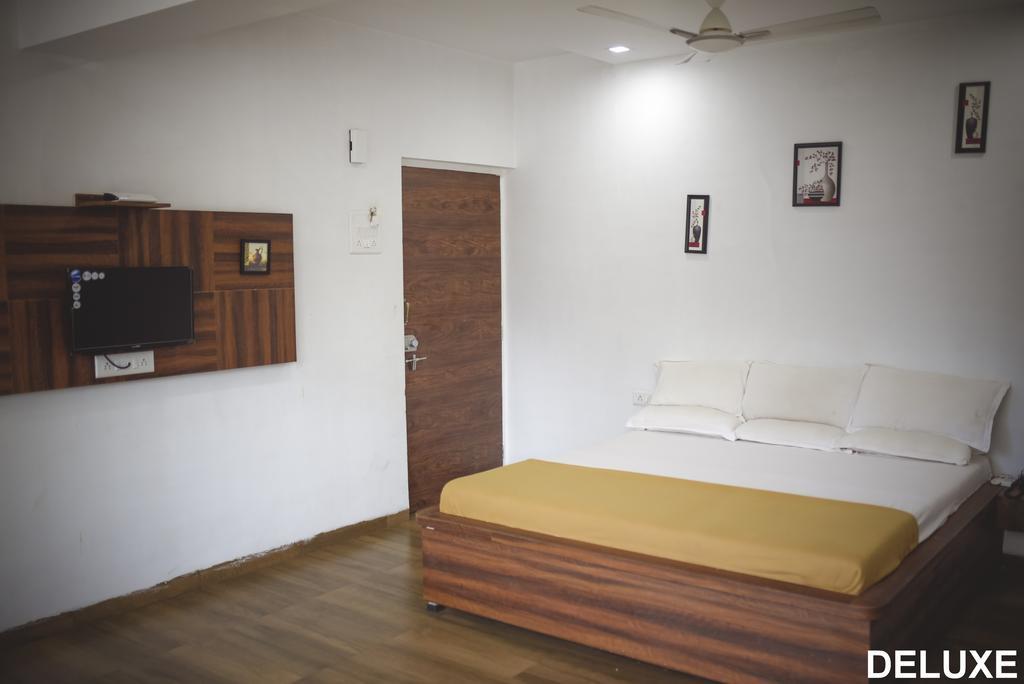 White House Beach Resort Nagaon  Dış mekan fotoğraf